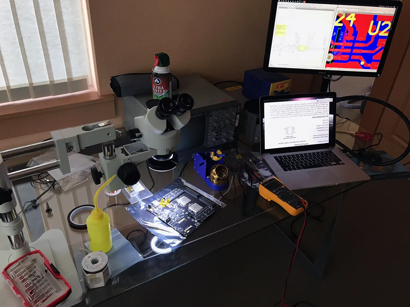 Microsoldering rework under a stereo microscope